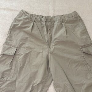 Uniqlo Light Gray Cargo Pants XL